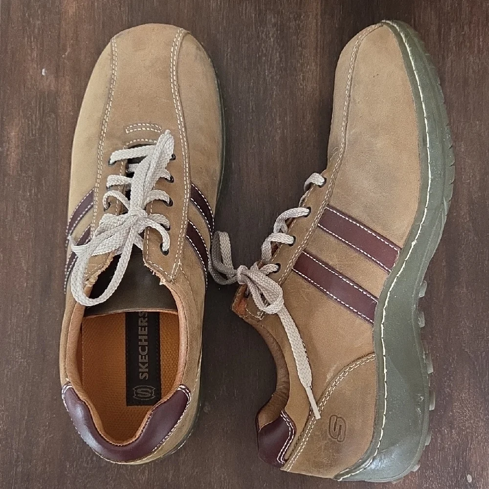 Skechers Mens Casual Leather Sneaker Size 10 - Picture 1 of 7